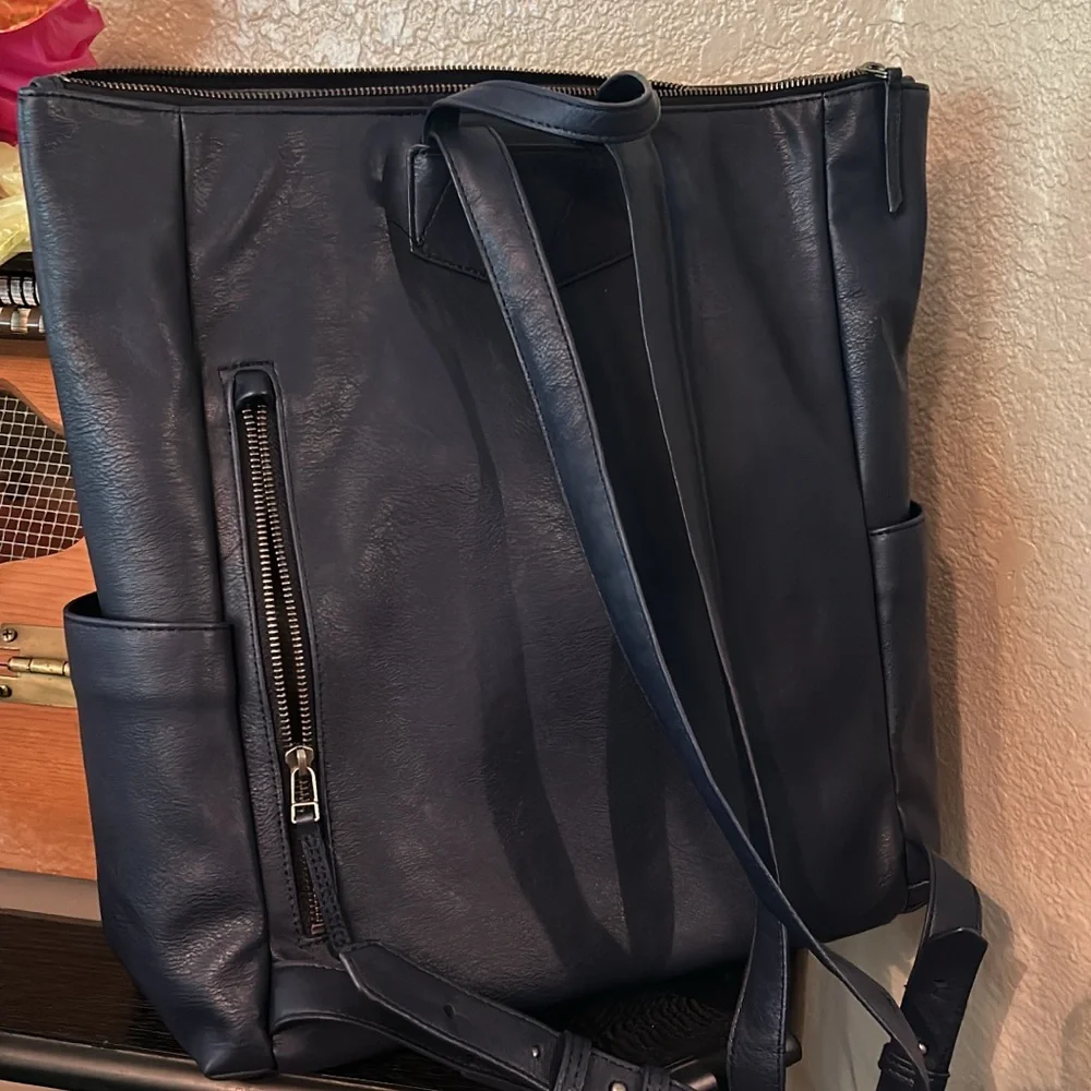 Freshly Picked Navy leather Minimal Diaper Backpack